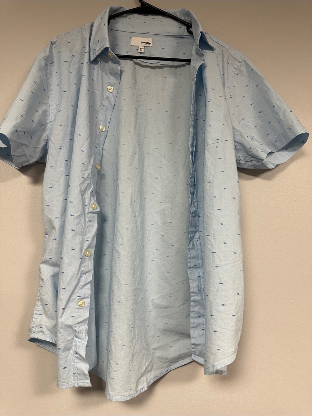 Sonoma Short Sleeve Button Down Shirt Light Blue with Tiny Fish All Over, M